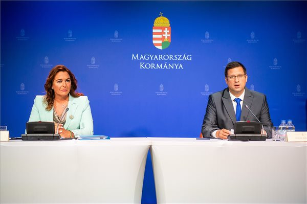 Kormányinfó: Gulyás szerint Magyarország világpolitikai szerepének növekedését mutatja Hszi Csin-ping látogatása