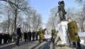 A Vörös Hadsereg hőseinek állított emlékművel kedveskedik Putyin elnök úrnak a Fidesz