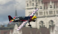Jövőre visszaberregünk: Budapest fellázadt a Red Bull-légimajomkodás ellen