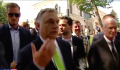 Orbán már csak legyint és nagyon furcsa arcot vág