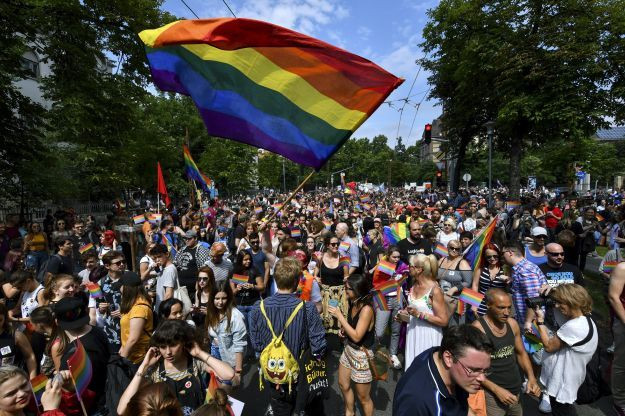Jöhet a melegházasság Csehországban is?