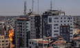 Nemzetközi médiumoknak otthont adó épületet robbantott fel Izrael