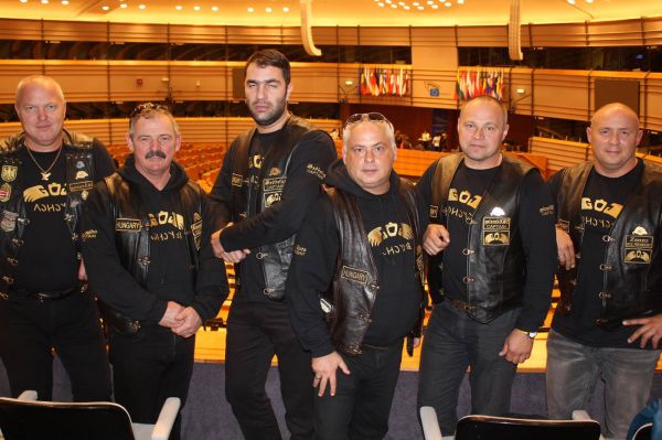 Gój motorosok az Európai Parlamentben