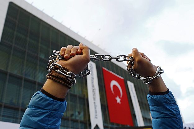 Isztambuli tüntetés a sajtószabadságért