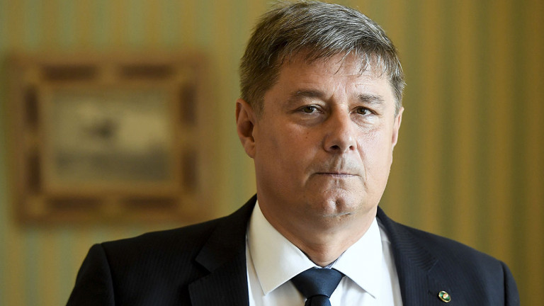 Lázár János köpönyegéből bújt elő a modellváltást levezénylő szegedi rektor