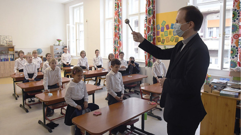 A Fidesz rendszerében az iskola is csak a hatalomgyakorlás eszköze