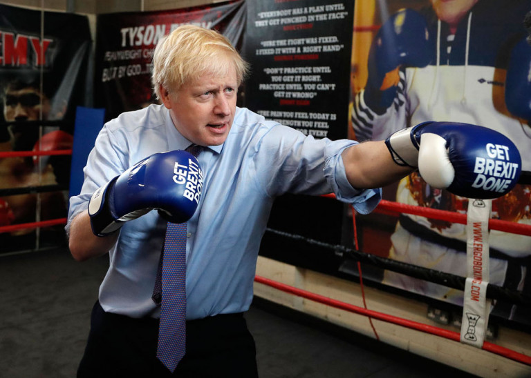 Boris Johnson elnyújtott végjátéka a brit politika agóniájának leképezése