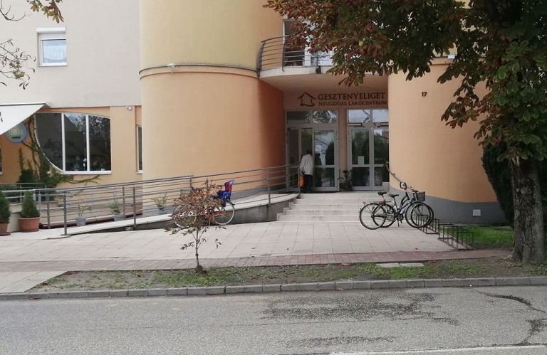 Bíróság dönt majd arról, maradhatnak-e otthonukban a lázadó szegedi nyugdíjasok 