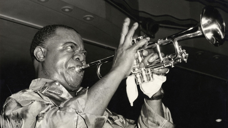 Louis Armstrong Black & Blues