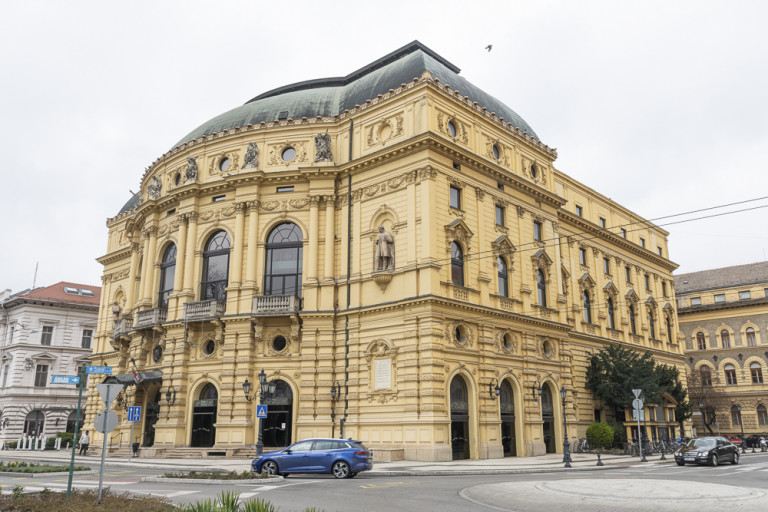 Sértések és sértődések: így választottak színigazgatót Szegeden