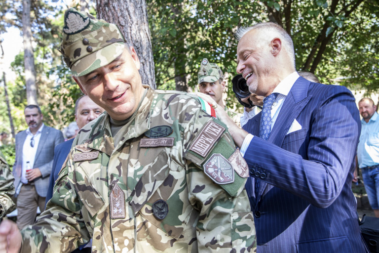 Ruszin-Szendi Romulusz miatt ment egymásnak Hadházy Ákos és Magyar Péter