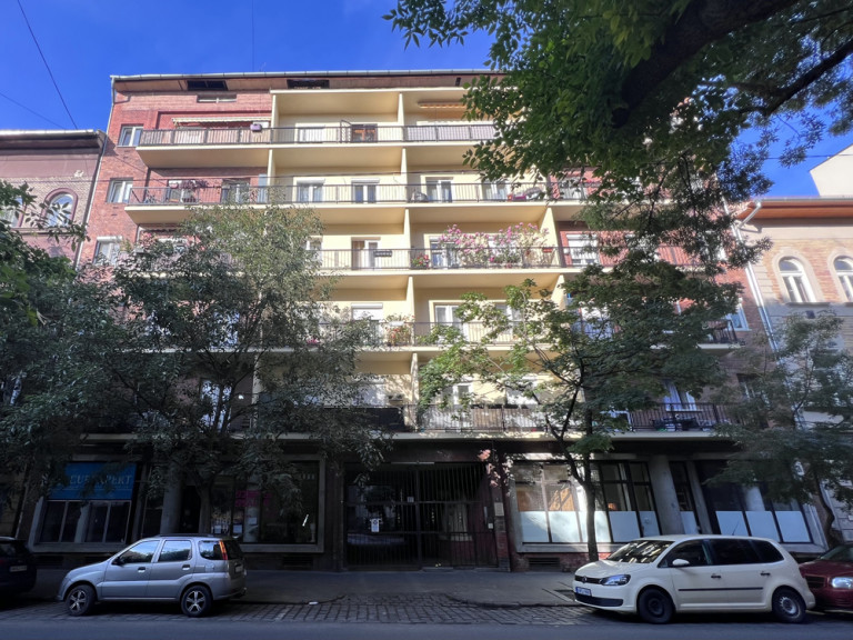 Nagy Fuvaros utca 22–24.