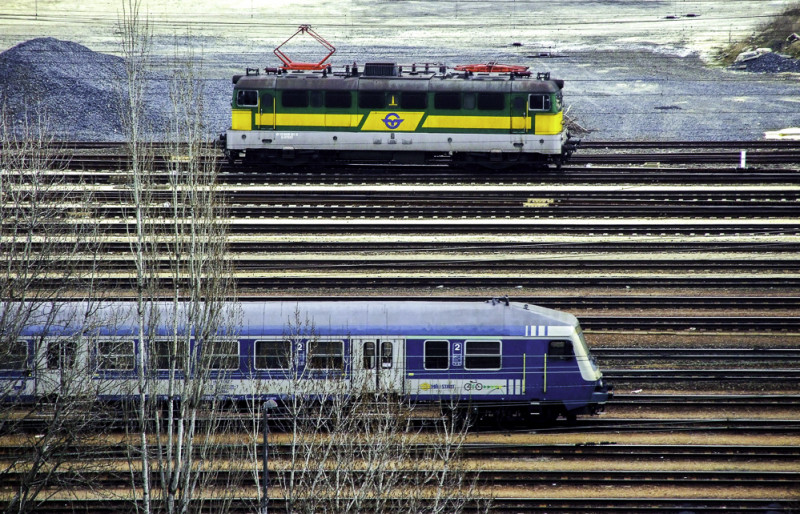Közlekedés - Budapest - Vonatok a kelenföldi  pályaudvaron