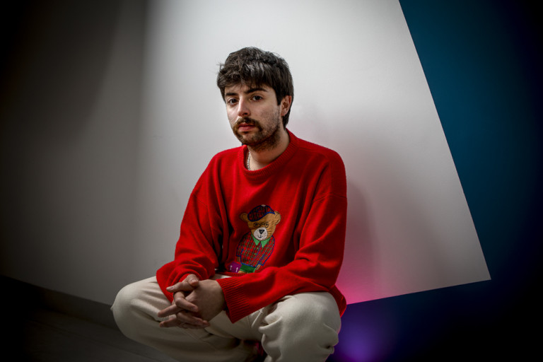 Fekete Giorgio, a Carson Coma frontembere: Senkit nem akarunk meggyőzni arról, hogy tökéletesek vagyunk