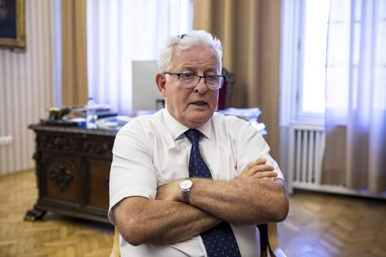 Mazsihisz-elnök: „Izraelnek meg kell mutatnia, hogy tisztességesebben tud viselkedni ebben a háborúban”  
