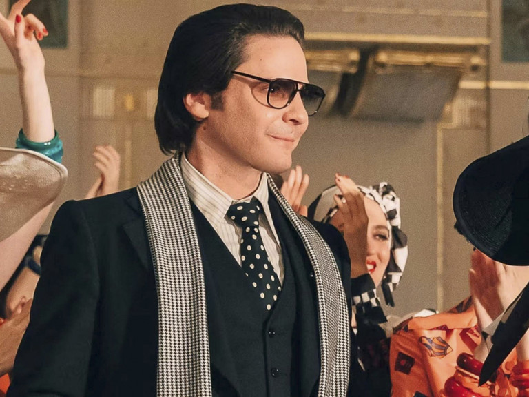 Becoming Karl Lagerfeld 
