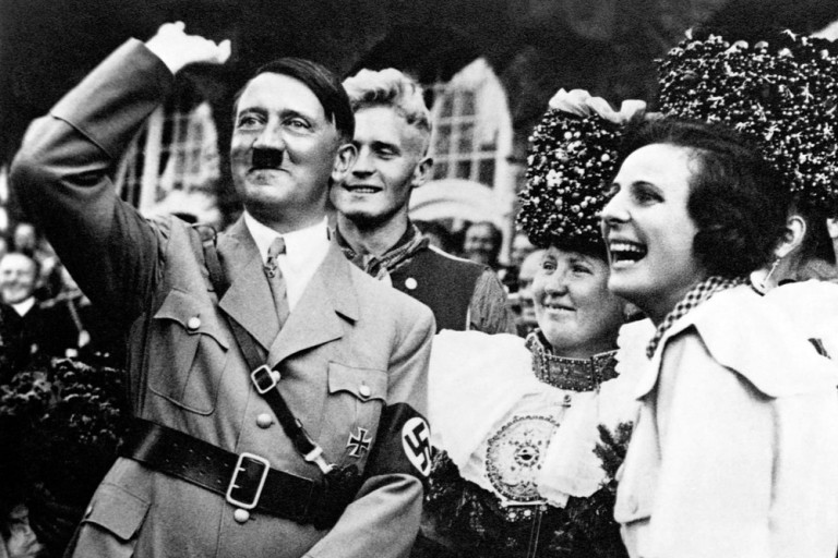 Hitler kedvenc rendezője tényleg nem tudott semmit semmiről? 