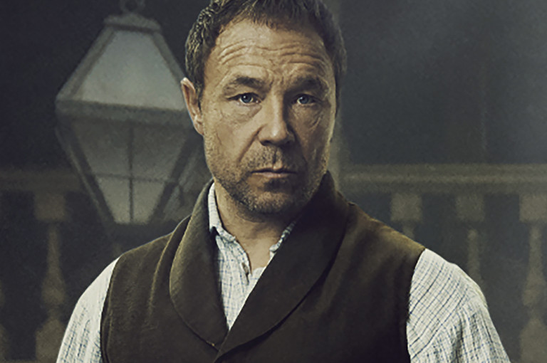 A Peaky Blinders után itt a londoni East End alvilágában játszódó Ezer bokszütés