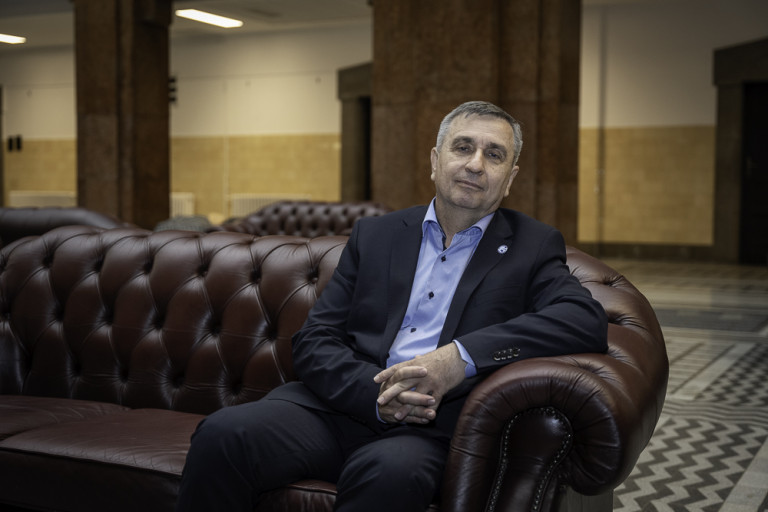 „Bírákat azzal vádolni, miszerint korrupciós dollárokból őket megvették, nem megengedhető”  
