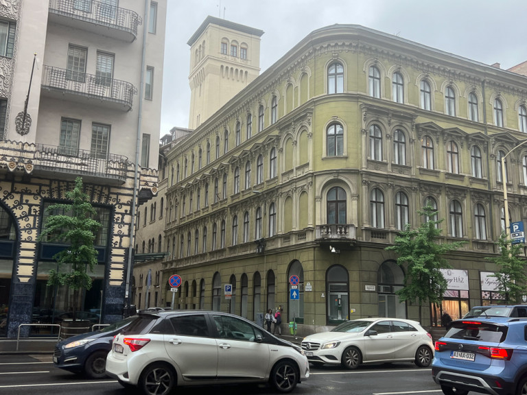 Csokonai utca 3.