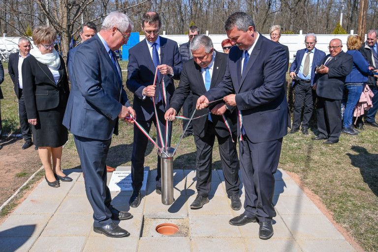 Pofára, szevaszra