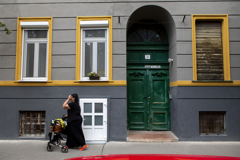 Pince vagy gettó: csak itt lehet olcsó lakást venni Budapesten
