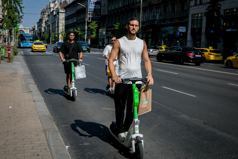 Hogyan lehetne normálisan szabályozni az e-rollerezést?