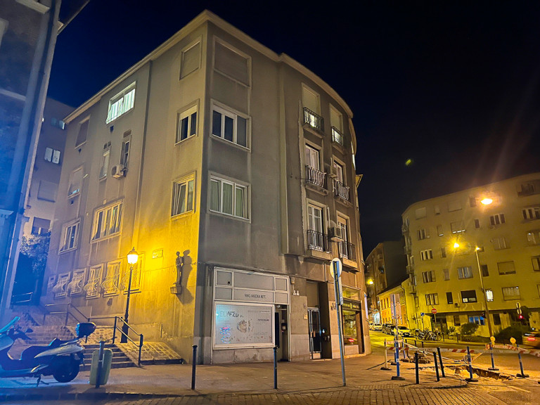 Mária tér 4.