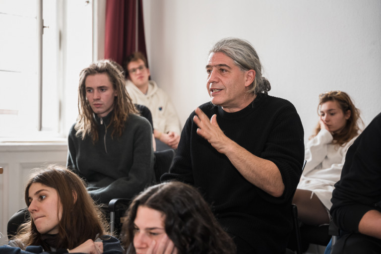 „Idő és hely hoz létre igazi közösséget” 