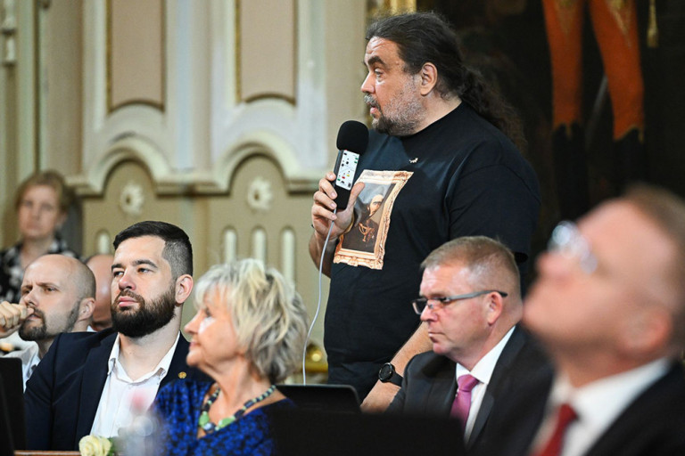 A Kutyapárt esete a polgármesterrel Szegeden