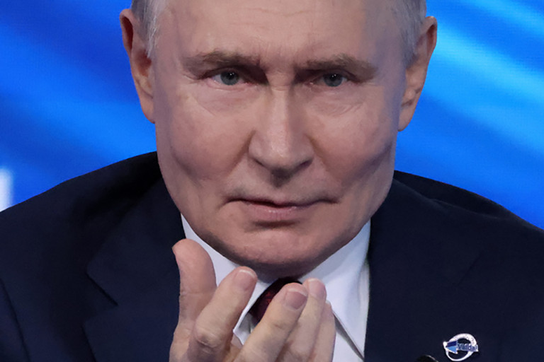Milyen Putyin érkezik a magyar fővárosba, és mit akar elérni a Trumppal való találkozóval?