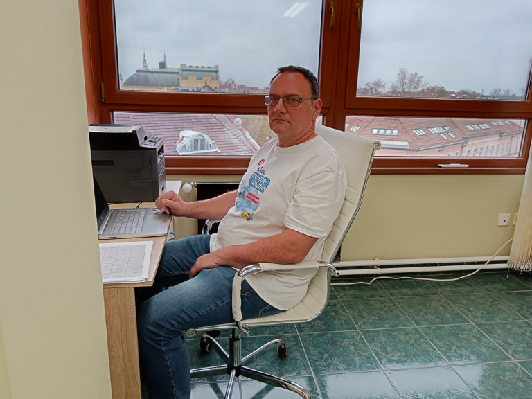 A hírnévre vigyázni kell