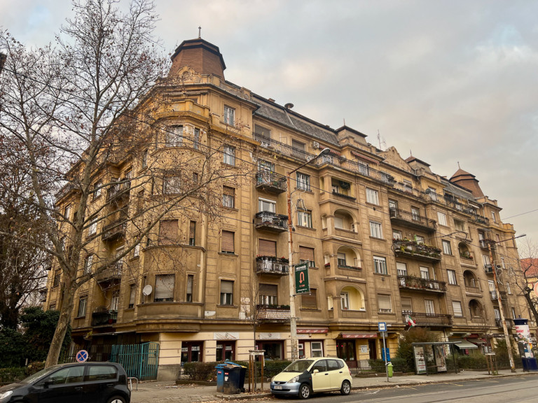 Böszörményi út 13–15.