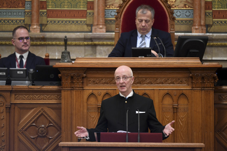 Tényleg politikai döntések születnek a magyar sajtóperekben?