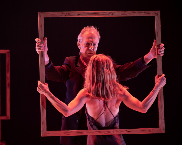 Rózsa, rúzs, s a többi  