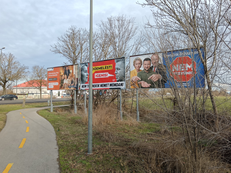 Hogyan lehetne beszélgetni, ha a társadalom egyik felének nincsenek közös szavai és mondatai a másik felével?