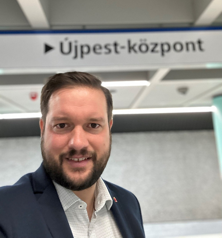 Az újpesti önkormányzat szerint politikai utasításra szállt ki a rendőrség hozzájuk