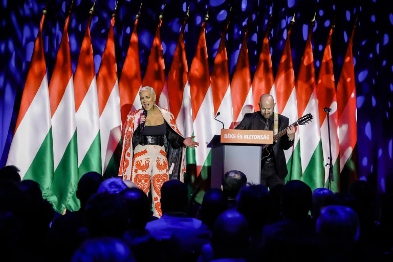 Tóth Gabi mégsem szegheti meg a pékszövetség Szent István napi kenyereit