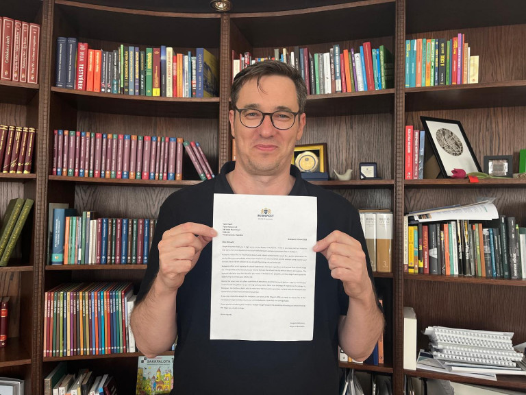 Karácsony Gergely levelet írt Taylor Swiftnek