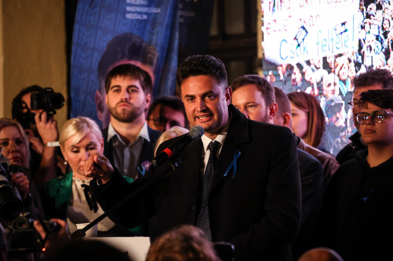 Két választási szlogenje is van az ellenzéknek