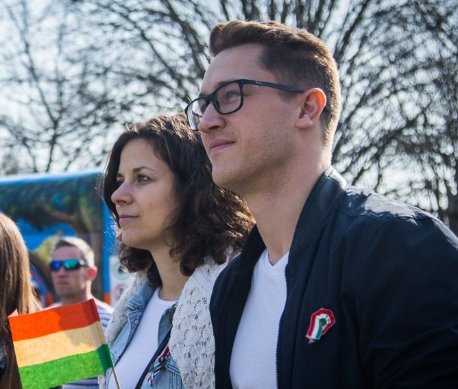 Pár napon belül két köpködős atrocitás érte a Momentum tagjait