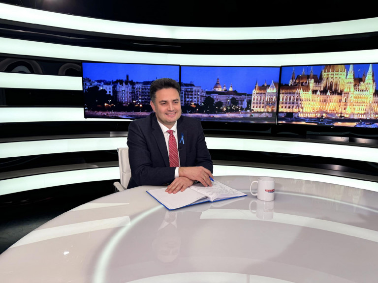 Nyilvántartásba vették a Mindenki Magyarországa Néppárt listáját az EP-választásra