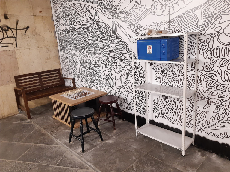Szociális butiksort alakított ki a Boráros téren a Kutyapárt