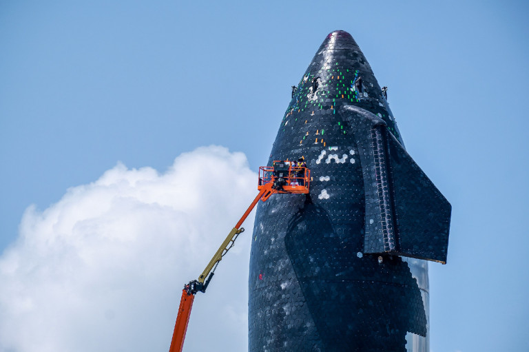 Két év múlva indulhat az első Starship a Marsra