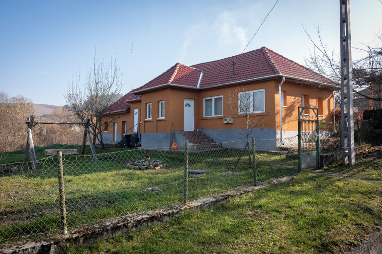 Mi lesz a kétezer szociális bérlakással, ha a kormány lemond a helyreállítási alap forrásairól? 