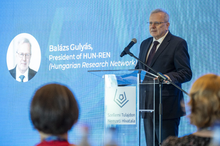 Vajon sértődés vagy szimpla tahóság áll a humán kutatóintézetek elpasszolásának hátterében? 