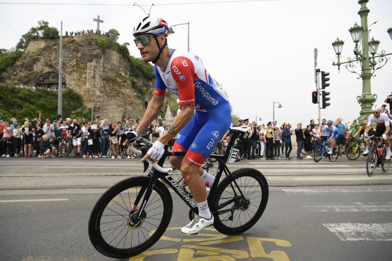 A Giro d'Italia ma is megbénítja egy kicsit Budapestet