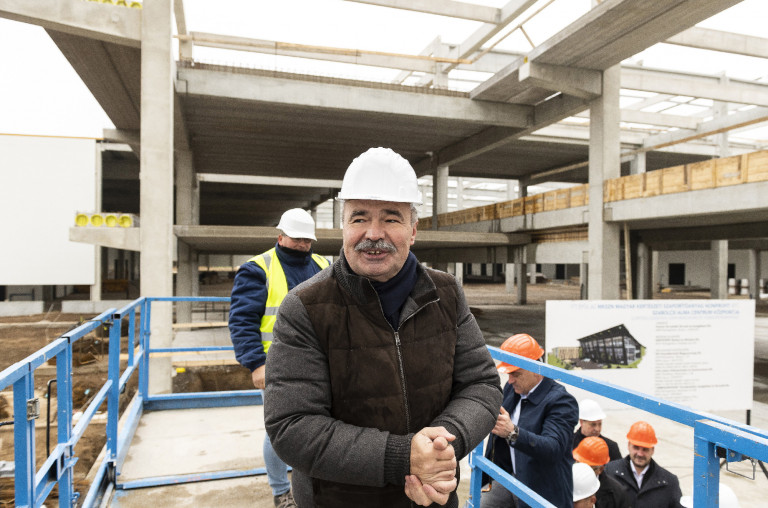 Az agrárminiszter szerint június után is maradhat az élelmiszerárstop