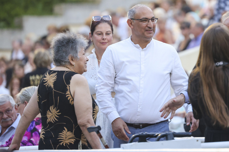 A hallgatás ára – Orbán elvbarátját, Sztojka Attilát választotta a kritikus fideszes cigányok helyett