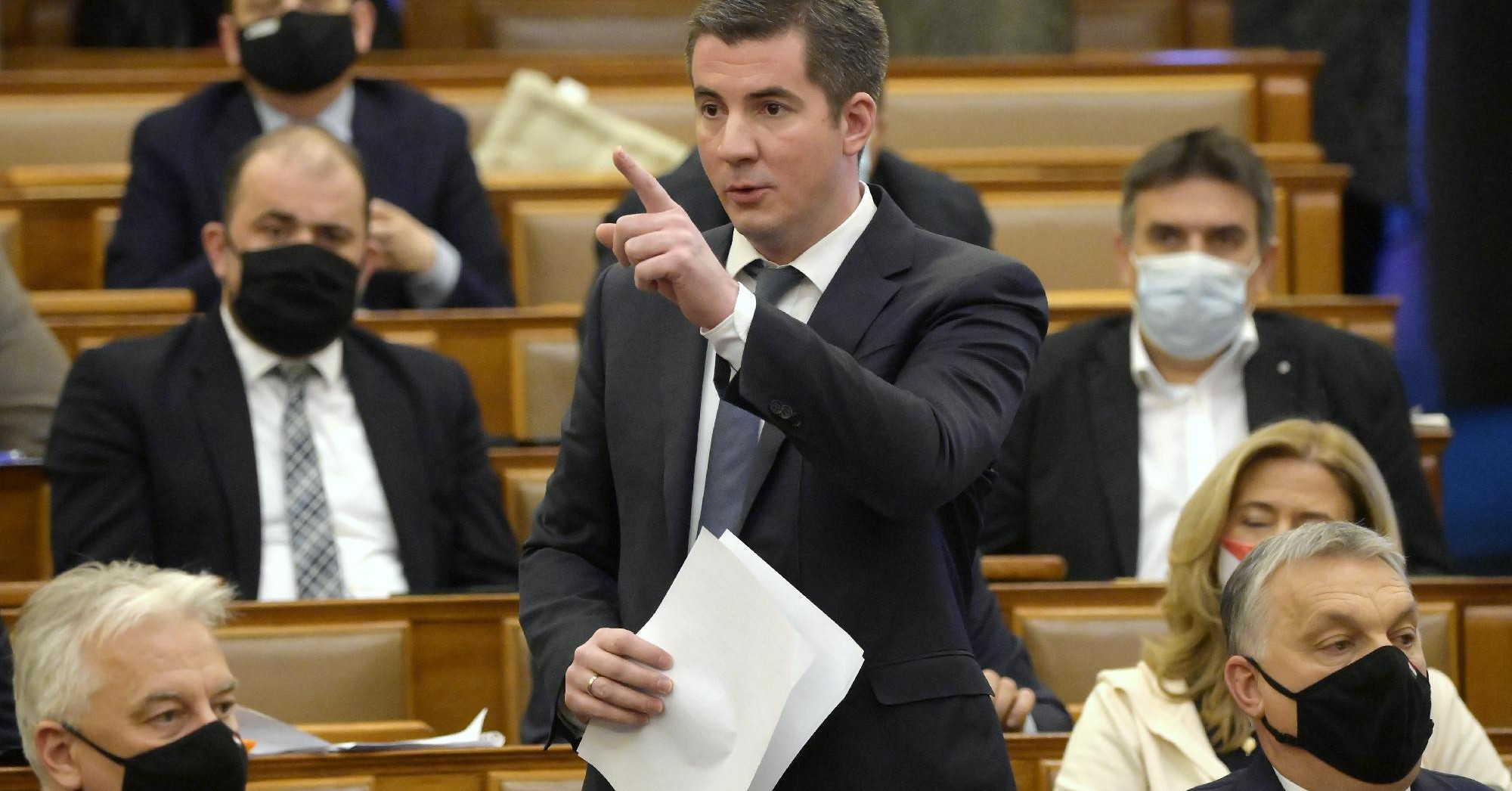 Jöhet az újabb nemzeti konzultáció